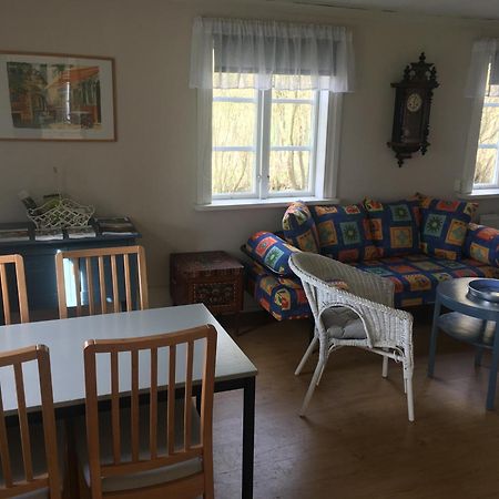 Enkoeping Cottage Luaran gambar