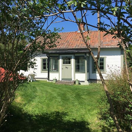 Enkoeping Cottage Luaran gambar